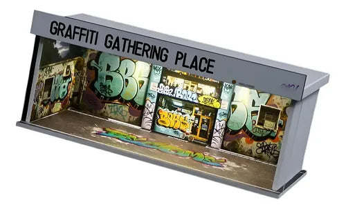 1:64 Graffiti Gathering Place Diorama – Urban Street Art Scene with USB LED Lighting
