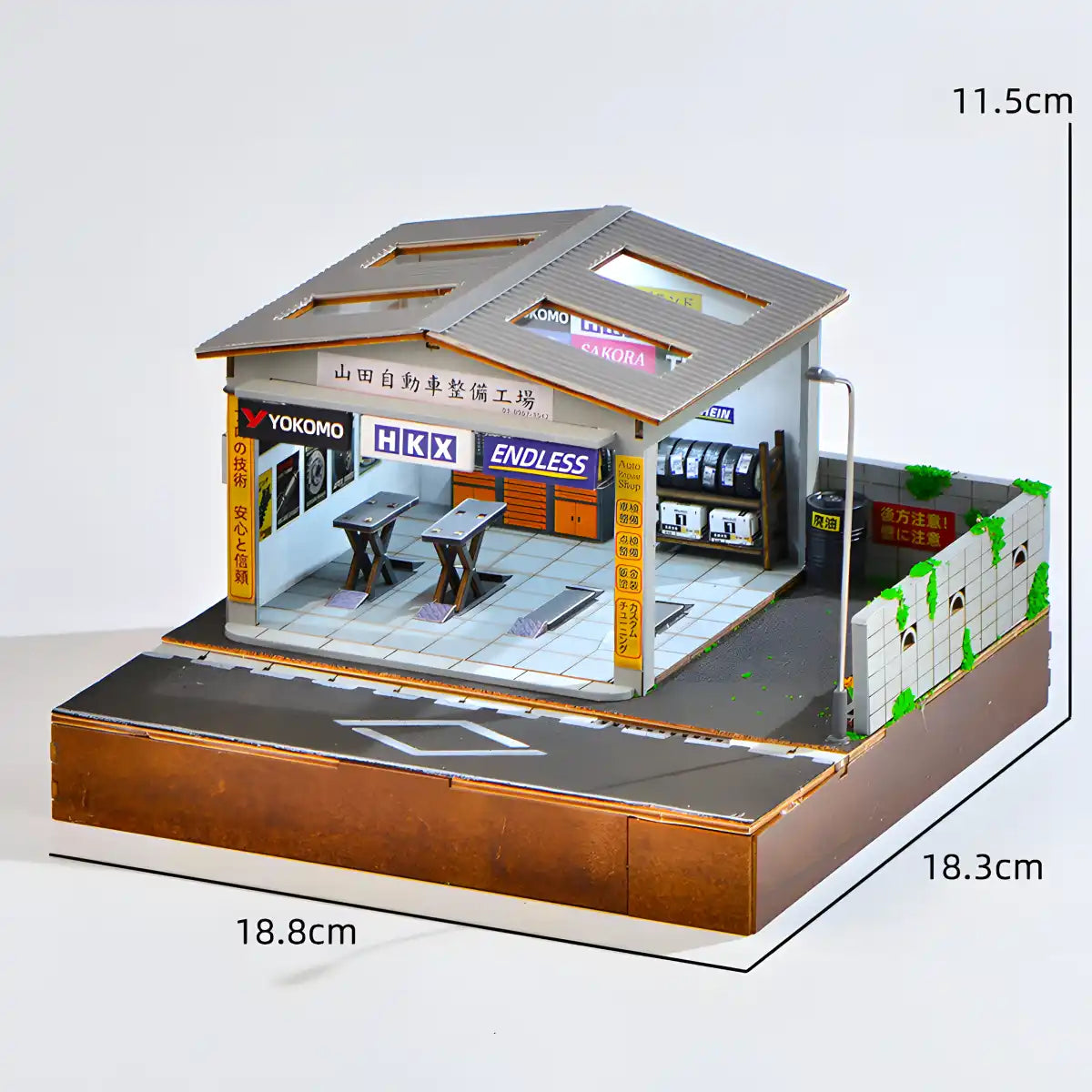 1:64 Japanese Tuning Garage Diorama with Built-In Lights – DIY JDM Automotive Workshop Display
