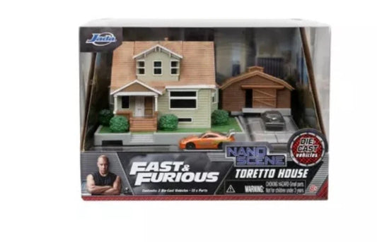 Jada Toys 1:64 Scale House With Garage DIY Diorama – Die-Cast Car Display