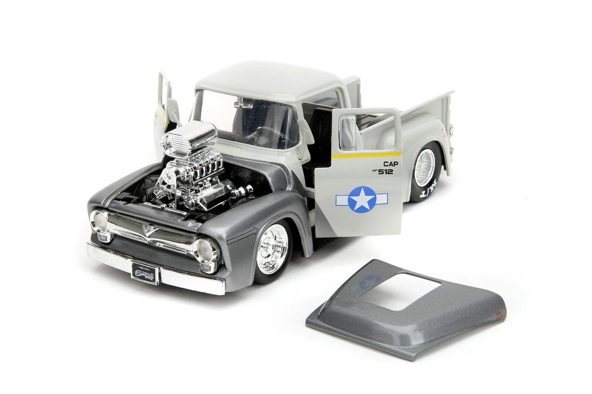 Street Fighter Guile 1956 Ford F-100 1:24 Die-Cast with Figure – Jada Toys