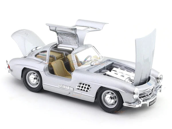 1:18 Mercedes-Benz 300 SL Gullwing Vintage Alloy Model Car – Racing No. 35