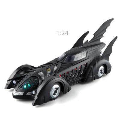1:24 1995 Batmobile Die-Cast Model Car – Batman Collectible with Light & Spray Effect