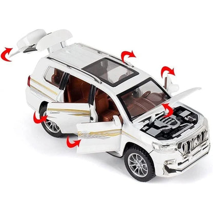 Toyota Land Cruiser 200 1:24 Die-Cast Model Car – Pull-Back SUV with Lights, Sound & Openable Doors