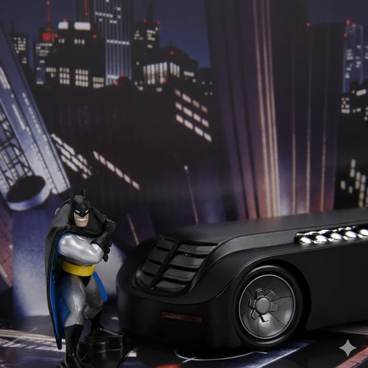 Jada Toys Batman: The Animated Series Batmobile & Batman 1:24 Die-Cast Model