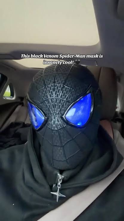 The Amazing Spider-Man 2 (Andrew Garfield) Black Textured Replica Mask – LED Eyes & Remote