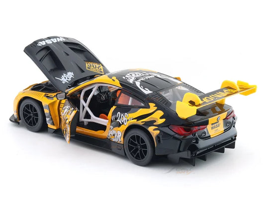 CCA BMW M4 GT3 WASA #206 1:24 Scale Die-Cast Model Car – Hardcore-Q Racing Livery