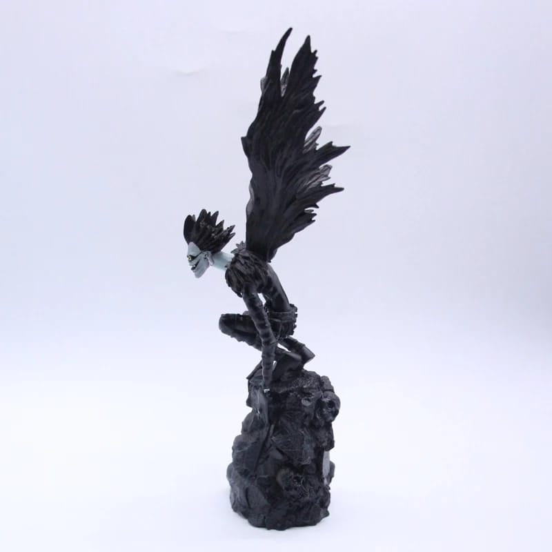 Ryuk figure side profile