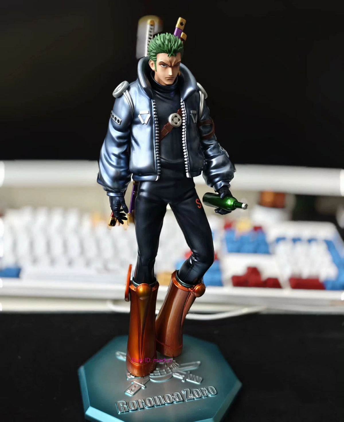 One Piece Roronoa Zoro Futuristic Figure – Green-Haired Swordsman Collectible Statue