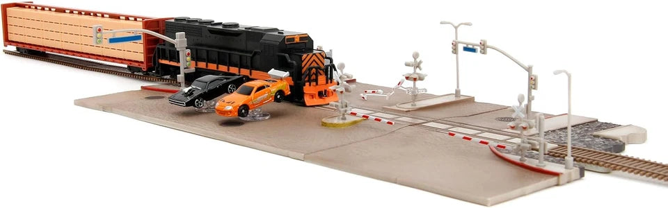 Fast & Furious Final Race Train Crossing 1:64 Nano Diorama with 2 Die-Cast Cars – Jada Toys