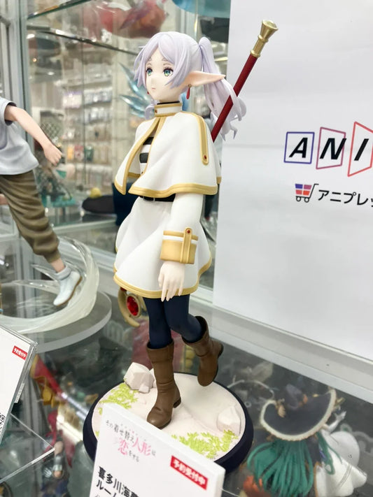 Frieren PVC Action Figure 22cm – Frieren Beyond Journey's End Elf Mage Collectible Display Statue